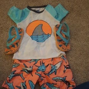2T Old Navy swim trunks, shirt and flip flops